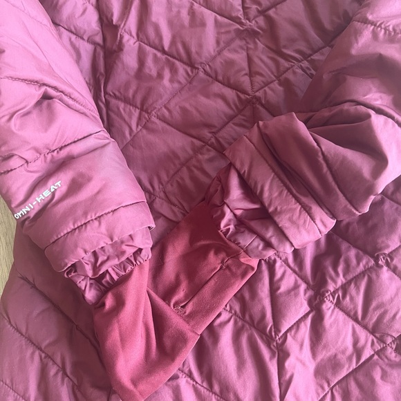 Woman’s Columbia coat - Picture 5 of 6